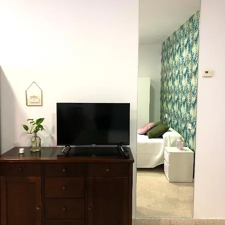 Apartamento con piscina en Ciudad Jardín Málaga Exterior foto