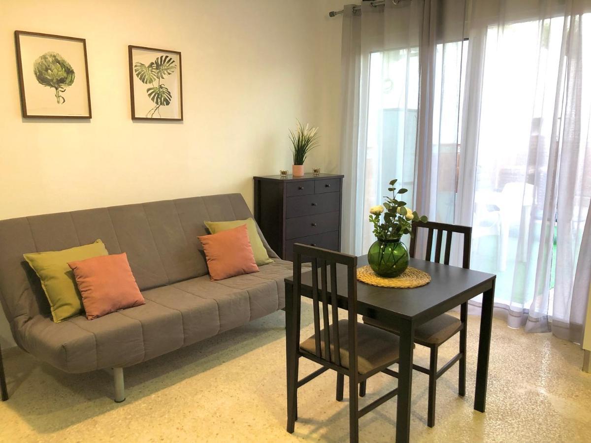 Con Piscina En Ciudad Jardin Apartment Málaga